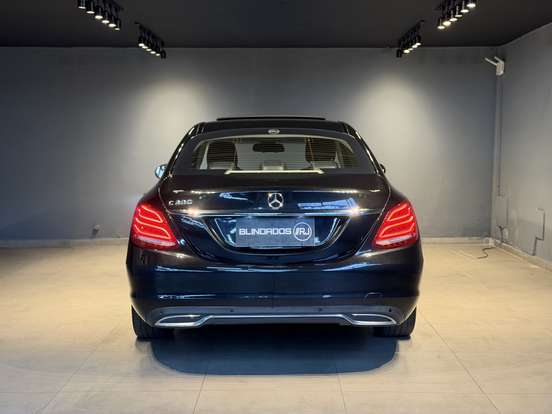 MERCEDES-BENZ-C 200-2.0 CGI AVANTGARDE 16V GASOLINA 4P AUTOMÁTICO MERCEDES-BENZ-C 200-2015