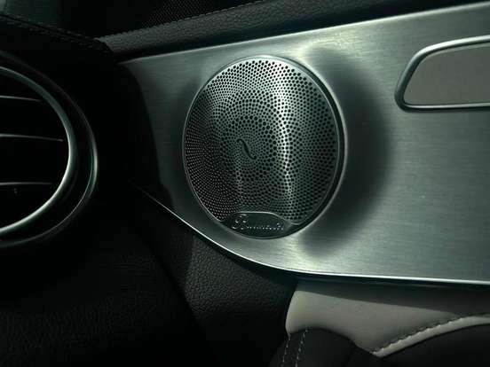 MERCEDES-BENZ-C 63 AMG-4.0 V8 TURBO S GASOLINA SEDAN 4P AUTOMÁTICO MERCEDES-BENZ-C 63 AMG-2015