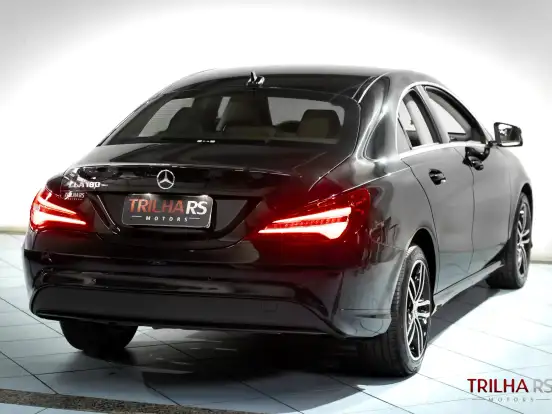 MERCEDES-BENZ-CLA 180-1.6 CGI GASOLINA 7G-DCT MERCEDES-BENZ-CLA 180-2019
