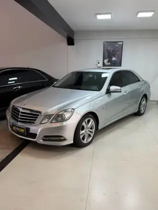 MERCEDES-BENZ E 250 1.8 CGI AVANTGARDE 16V GASOLINA 4P AUTOMÁTICO