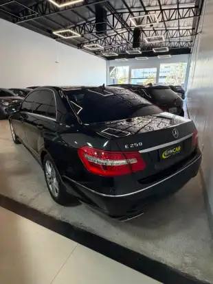 MERCEDES-BENZ-E 250-2011