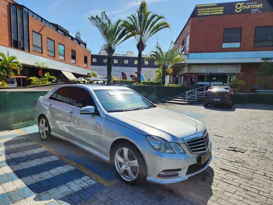 MERCEDES-BENZ-E 250-1.8 SPORT 16V TURBO GASOLINA 4P AUTOMÁTICO MERCEDES-BENZ-E 250-2012