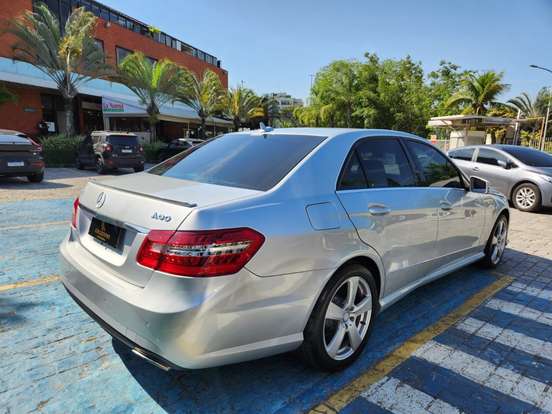 MERCEDES-BENZ-E 250-2012