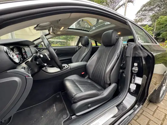 MERCEDES-BENZ-E 300-2017
