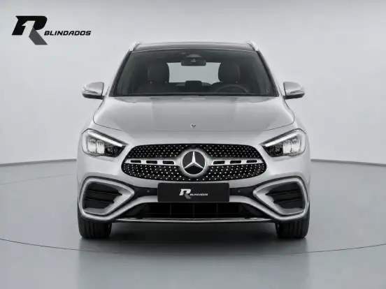 MERCEDES-BENZ-GLA 200-2026