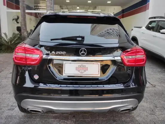 MERCEDES-BENZ-GLA 200-1.6 CGI ADVANCE 16V TURBO GASOLINA 4P AUTOMÁTICO MERCEDES-BENZ-GLA 200-2015