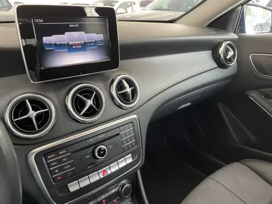 MERCEDES-BENZ-GLA 200-1.6 CGI FLEX STYLE 7G-DCT MERCEDES-BENZ-GLA 200-2019