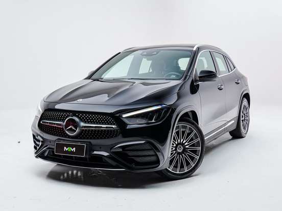 MERCEDES-BENZ-GLA 200-2023