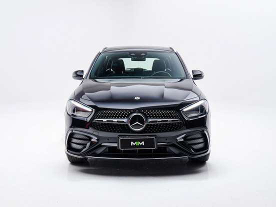 MERCEDES-BENZ-GLA 200-2023