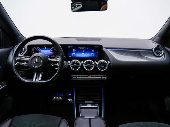 MERCEDES-BENZ-GLA 200-1.3 MHEV AMG LINE 7G-DCT MERCEDES-BENZ-GLA 200-2023