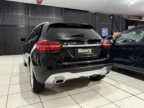MERCEDES-BENZ-GLA 200-1.6 CGI FLEX ADVANCE 7G-DCT MERCEDES-BENZ-GLA 200-2018