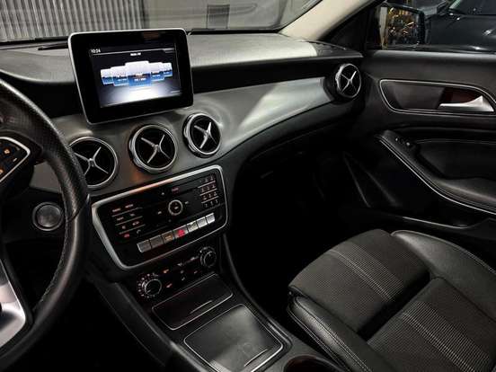 MERCEDES-BENZ-GLA 200-1.6 CGI FLEX ADVANCE 7G-DCT MERCEDES-BENZ-GLA 200-2018