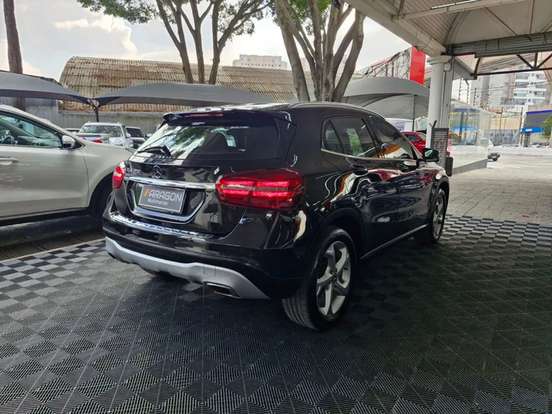 MERCEDES-BENZ-GLA 200-1.6 CGI FLEX ENDURO 7G-DCT MERCEDES-BENZ-GLA 200-2017