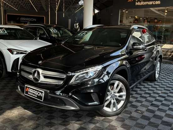 MERCEDES-BENZ-GLA 200-1.6 CGI VISION BLACK EDITION 16V TURBO GASOLINA 4P AUTOMÁTICO MERCEDES-BENZ-GLA 200-2015