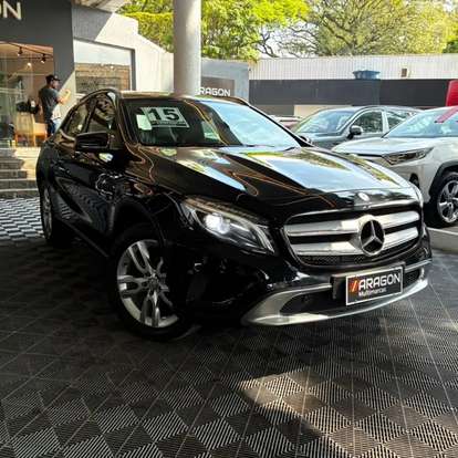 MERCEDES-BENZ-GLA 200-2015