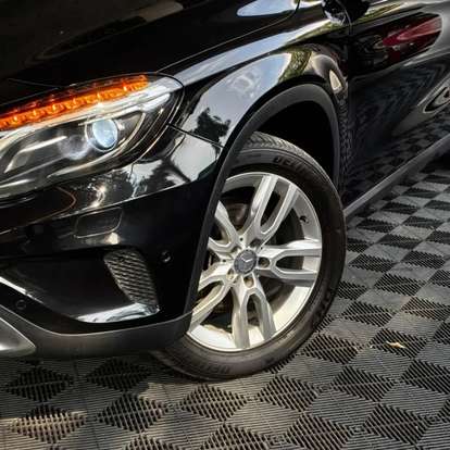 MERCEDES-BENZ-GLA 200-2015