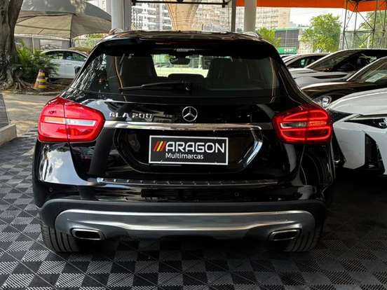 MERCEDES-BENZ-GLA 200-1.6 CGI VISION BLACK EDITION 16V TURBO GASOLINA 4P AUTOMÁTICO MERCEDES-BENZ-GLA 200-2015