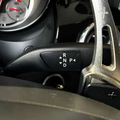 MERCEDES-BENZ-GLA 200-2015