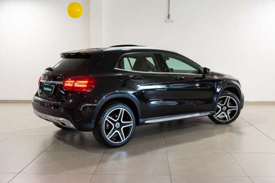 MERCEDES-BENZ-GLA 250-2017