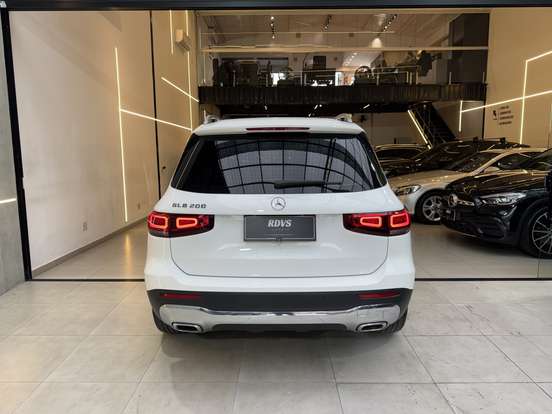 MERCEDES-BENZ-GLB 200-2021