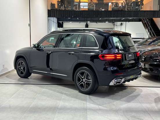 MERCEDES-BENZ-GLB 220-2.0 MHEV AMG LINE 4MATIC 8G-DCT MERCEDES-BENZ-GLB 220-2026