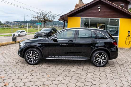 MERCEDES-BENZ-GLC 220d-2022