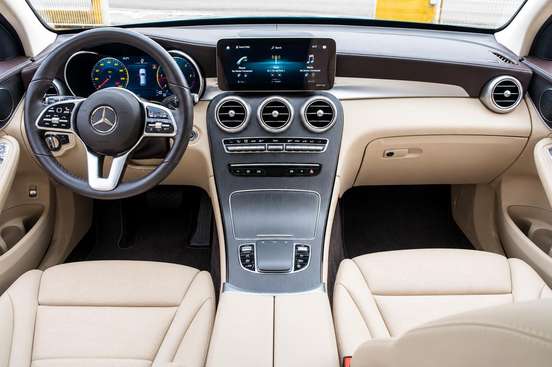 MERCEDES-BENZ-GLC 220d-2022