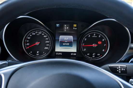 MERCEDES-BENZ-GLC 250-2018