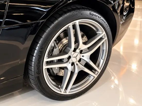 MERCEDES-BENZ-SLS AMG-2010