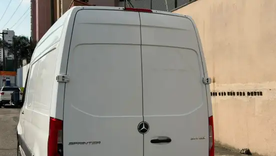 MERCEDES-BENZ-SPRINTER-2021