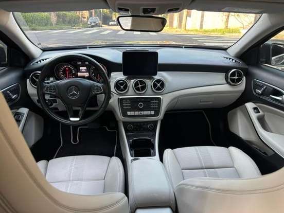 MERCEDES-BENZ-GLA 200-1.6 CGI FLEX ADVANCE 7G-DCT MERCEDES-BENZ-GLA 200-2020