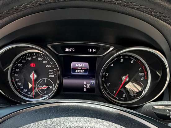 MERCEDES-BENZ-GLA 200-2018
