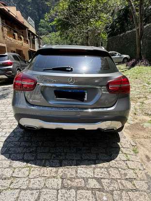 MERCEDES-BENZ-GLA 200-2018