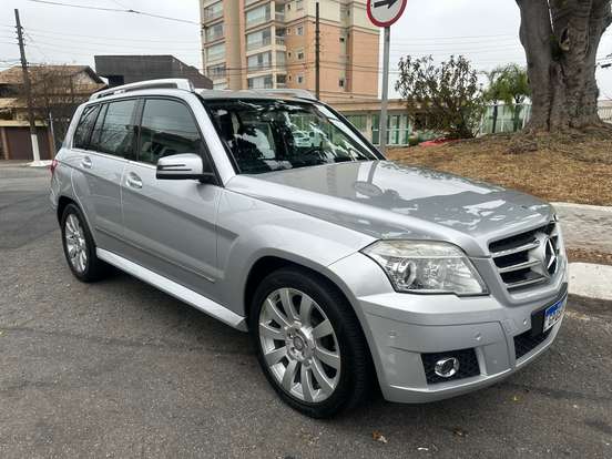 MERCEDES-BENZ-GLK 300-2010