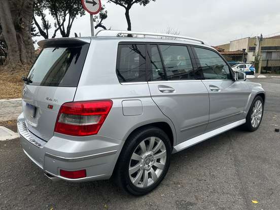 MERCEDES-BENZ-GLK 300-2010