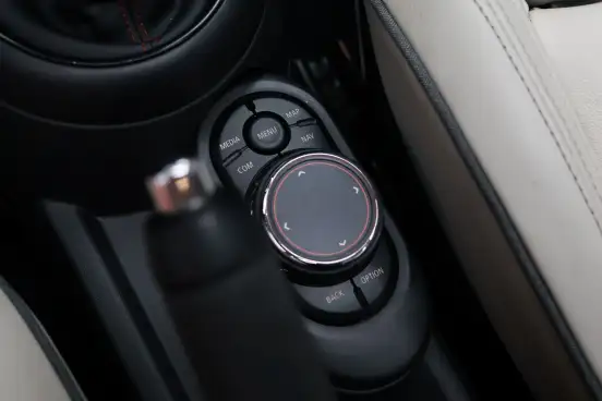 MINI-COOPER-2018