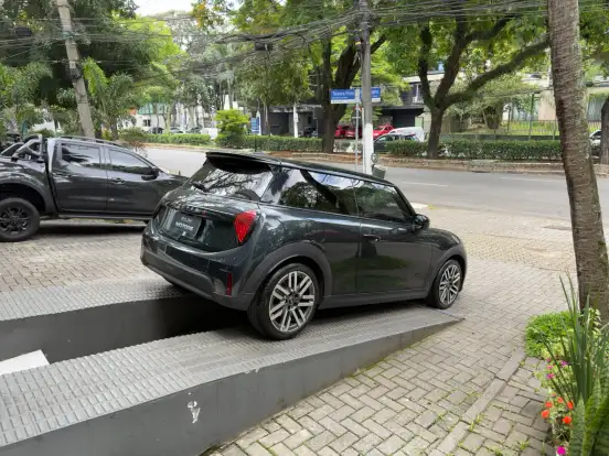MINI-COOPER-2.0 16V TWINPOWER GASOLINA S EXCLUSIVE 2P STEPTRONIC MINI-COOPER-2024