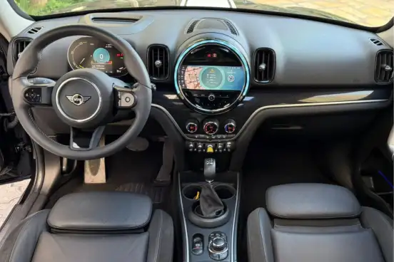MINI-COUNTRYMAN-2023