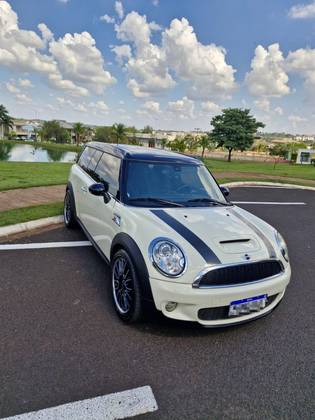MINI COOPER 1.6 S CLUBMAN 16V TURBO GASOLINA 3P AUTOMÁTICO