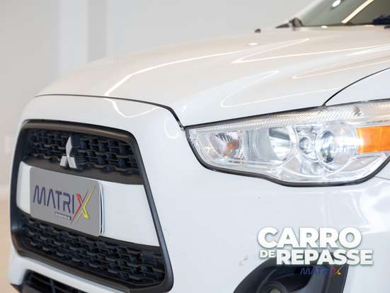 MITSUBISHI-ASX-2014
