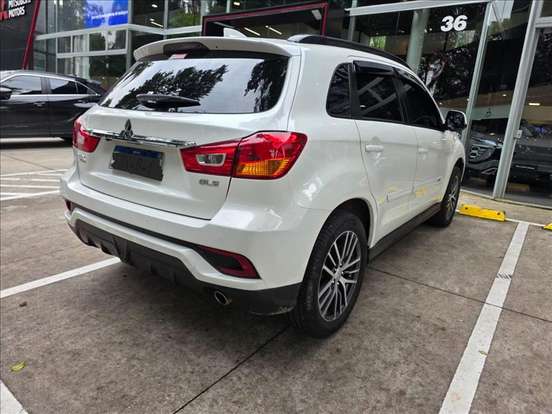 MITSUBISHI-ASX-2021