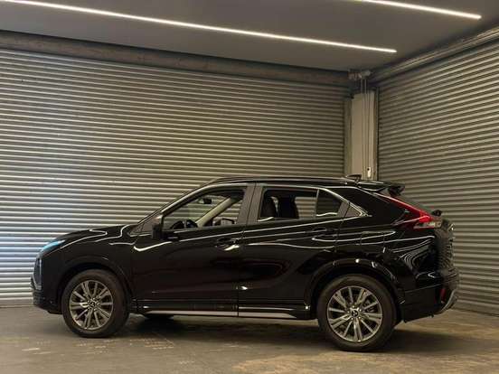 MITSUBISHI-ECLIPSE CROSS-2024