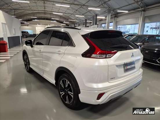 MITSUBISHI-ECLIPSE CROSS-1.5 MIVEC TURBO GASOLINA HPE CVT MITSUBISHI-ECLIPSE CROSS-2024