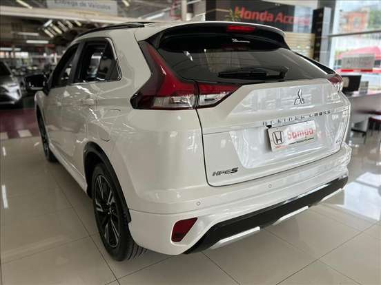 MITSUBISHI-ECLIPSE CROSS-2024