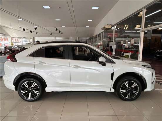 MITSUBISHI-ECLIPSE CROSS-1.5 MIVEC TURBO GASOLINA HPE-S CVT MITSUBISHI-ECLIPSE CROSS-2024