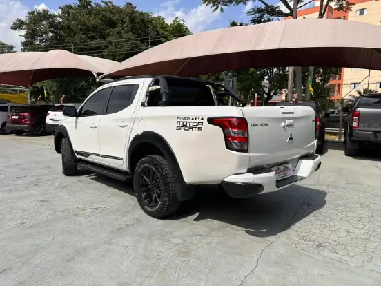 MITSUBISHI-L200 TRITON-2020