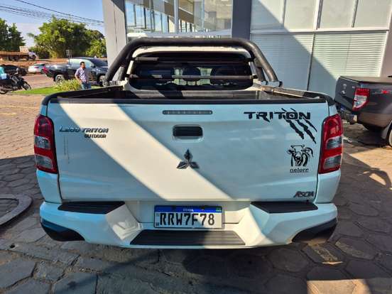MITSUBISHI-L200 TRITON-2.4 16V TURBO DIESEL GL CD 4X4 MANUAL MITSUBISHI-L200 TRITON-2023
