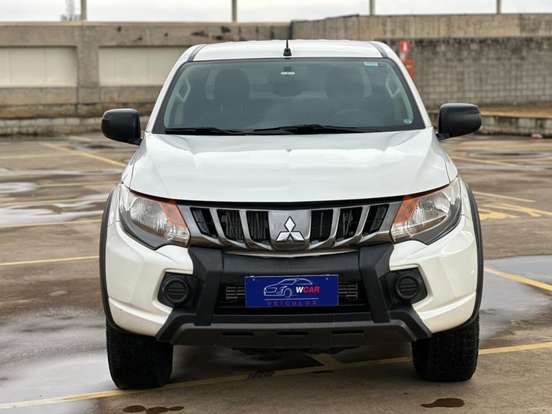MITSUBISHI-L200 TRITON-2.4 16V TURBO DIESEL OUTDOOR GLS CD 4X4 AUTOMÁTICO MITSUBISHI-L200 TRITON-2021