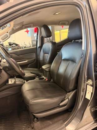 MITSUBISHI-L200 TRITON-2019