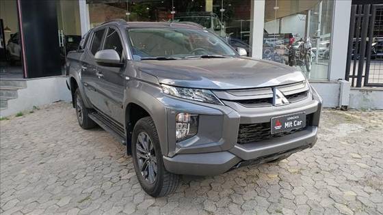 MITSUBISHI L200 TRITON 2.4 16V TURBO DIESEL SPORT OUTDOOR GLS CD 4P 4X4 AUTOMÁTICO